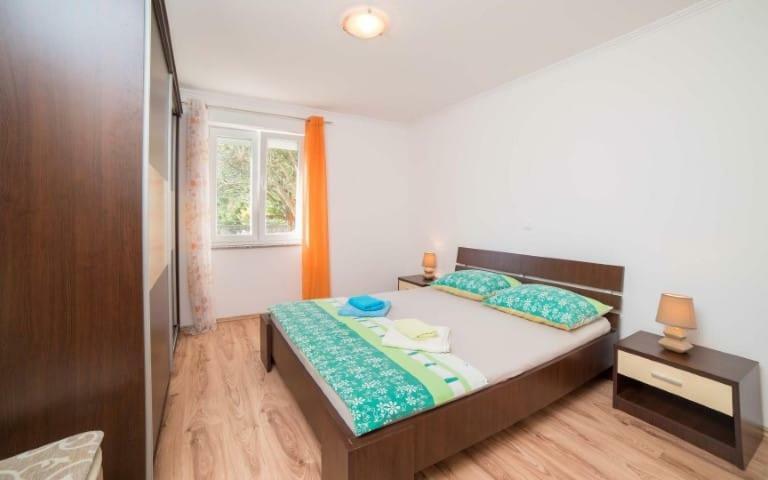 Apartmani Slavica Раб Экстерьер фото